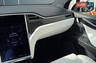 Внедорожник / Кроссовер Tesla Model X 2018 в Киеве