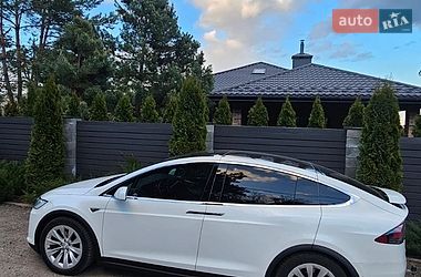 Внедорожник / Кроссовер Tesla Model X 2016 в Киеве