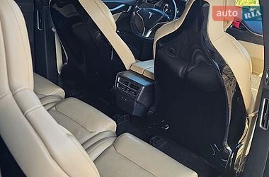 Внедорожник / Кроссовер Tesla Model X 2016 в Киеве