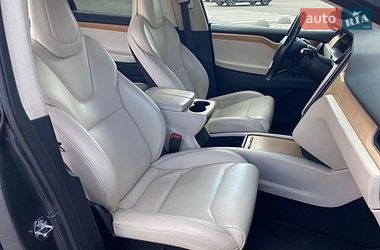 Внедорожник / Кроссовер Tesla Model X 2018 в Киеве