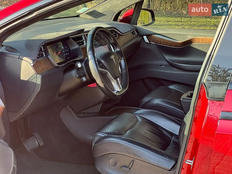 Внедорожник / Кроссовер Tesla Model X 2017 в Львове