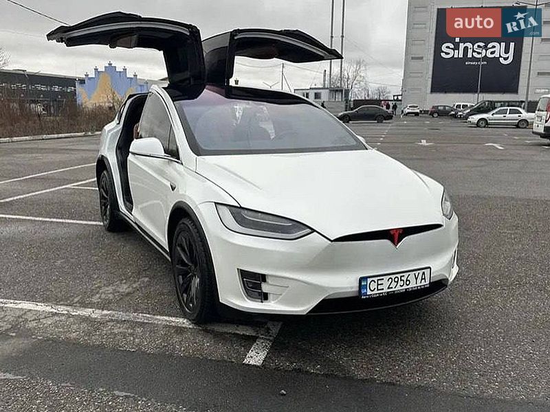 Tesla Model X 2016
