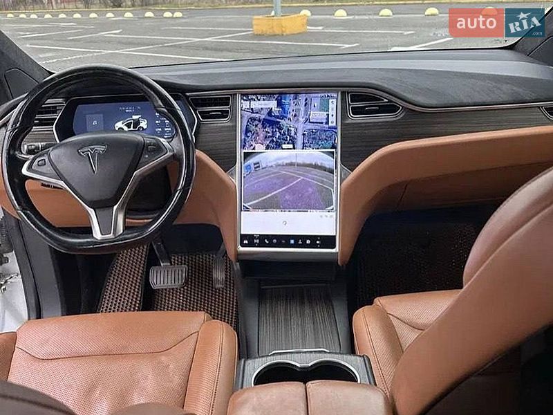 Внедорожник / Кроссовер Tesla Model X 2016 в Львове