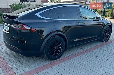 Внедорожник / Кроссовер Tesla Model X 2017 в Золочеве