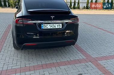 Внедорожник / Кроссовер Tesla Model X 2017 в Золочеве