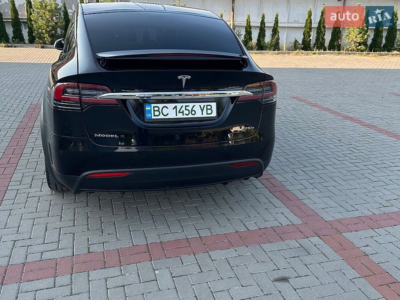 Внедорожник / Кроссовер Tesla Model X 2017 в Золочеве