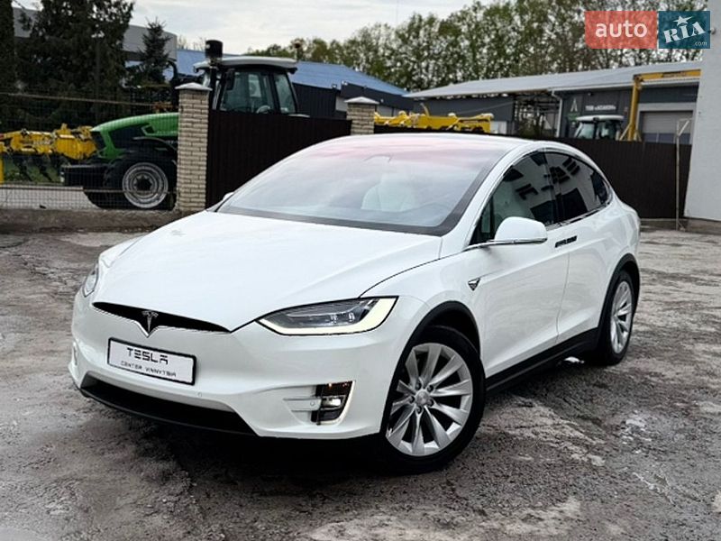 Tesla Model X 2017