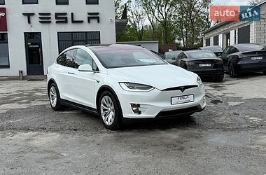Внедорожник / Кроссовер Tesla Model X 2017 в Виннице