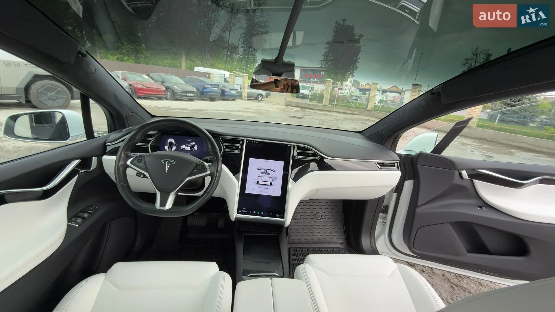 2017 Tesla Model X - мініатюра 37