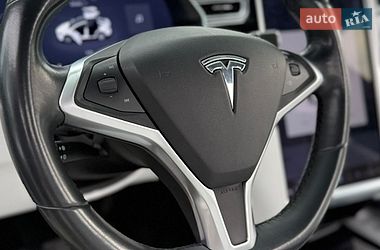 Внедорожник / Кроссовер Tesla Model X 2017 в Виннице