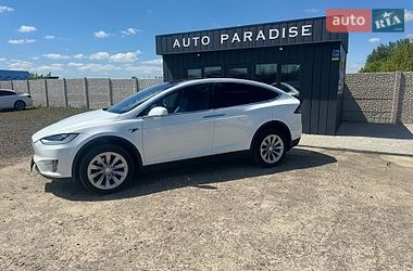 Внедорожник / Кроссовер Tesla Model X 2020 в Луцке
