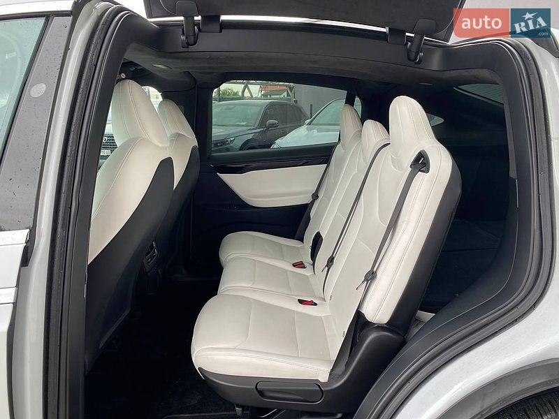 Внедорожник / Кроссовер Tesla Model X 2020 в Львове
