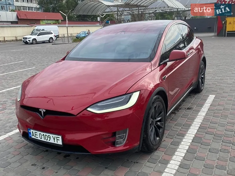 Tesla Model X