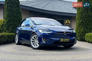 Позашляховик / Кросовер Tesla Model X 2019 в Львові