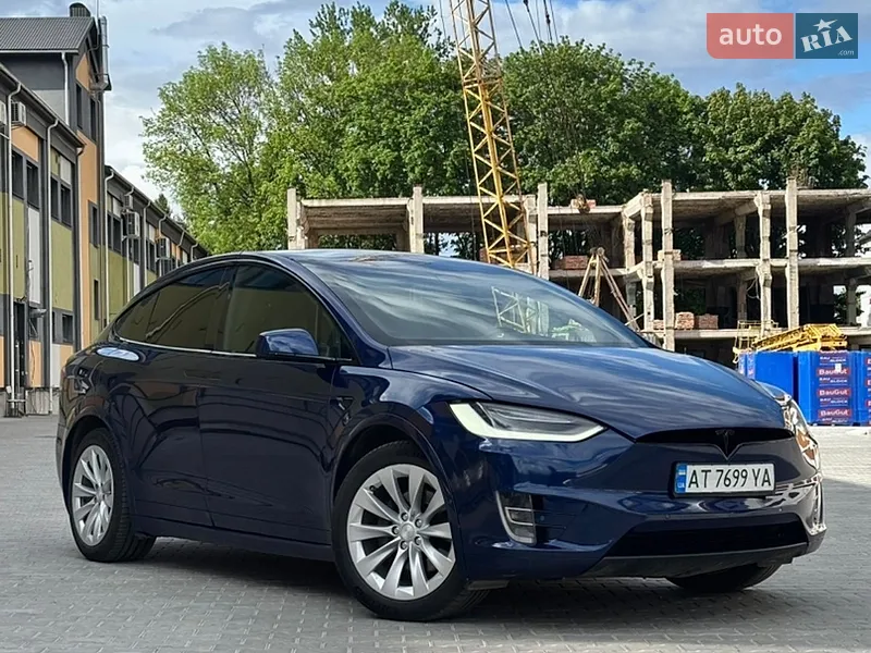 Tesla Model X 2017