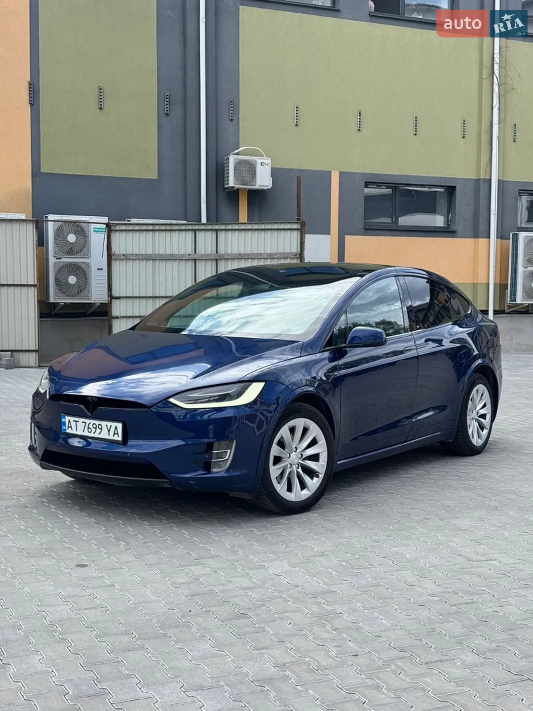 2017 Tesla Model X - мініатюра 4