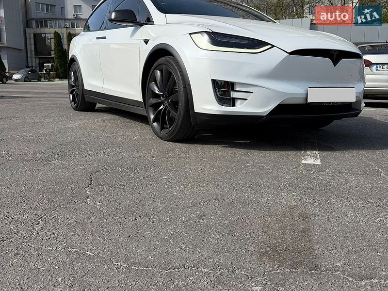 Внедорожник / Кроссовер Tesla Model X 2018 в Днепре