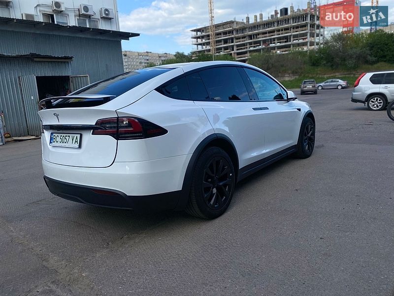 Внедорожник / Кроссовер Tesla Model X 2023 в Львове