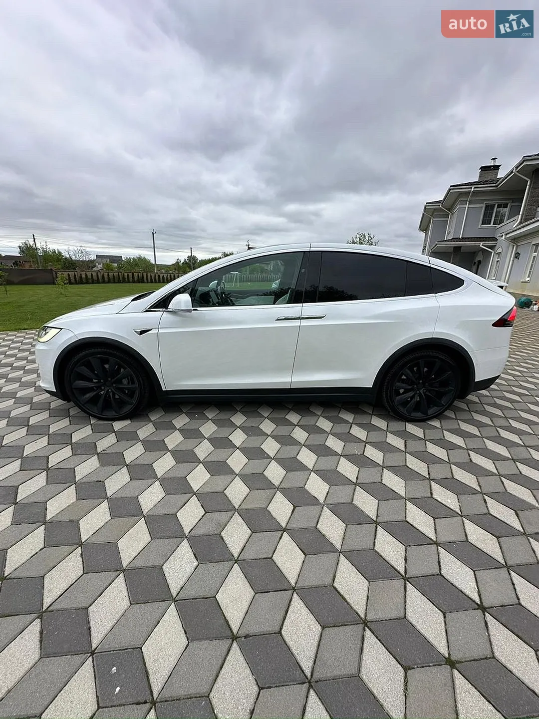 2019 Tesla Model X - мініатюра 9