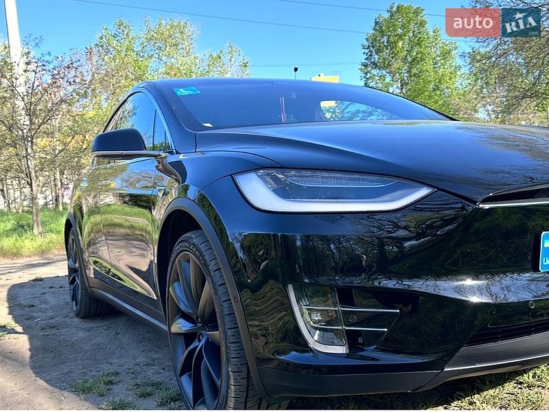 Внедорожник / Кроссовер Tesla Model X 2020 в Одессе