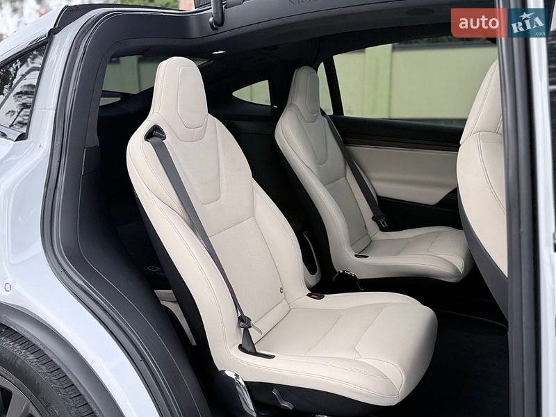 Внедорожник / Кроссовер Tesla Model X 2022 в Киеве
