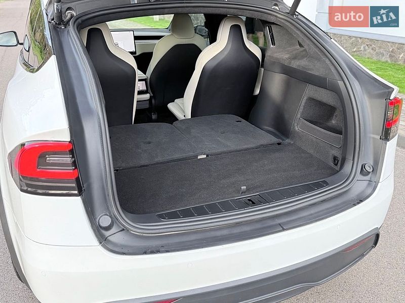 Внедорожник / Кроссовер Tesla Model X 2022 в Киеве