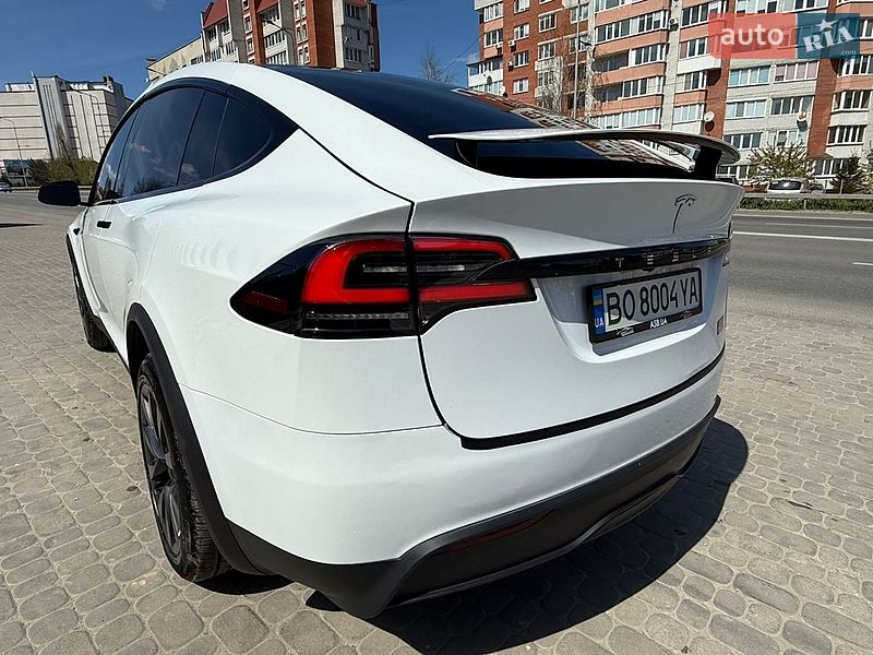 Позашляховик / Кросовер Tesla Model X 2023 в Тернополі
