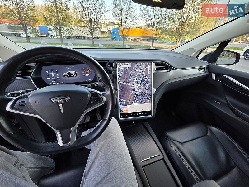 Внедорожник / Кроссовер Tesla Model X 2018 в Ровно