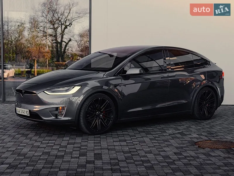 Tesla Model X