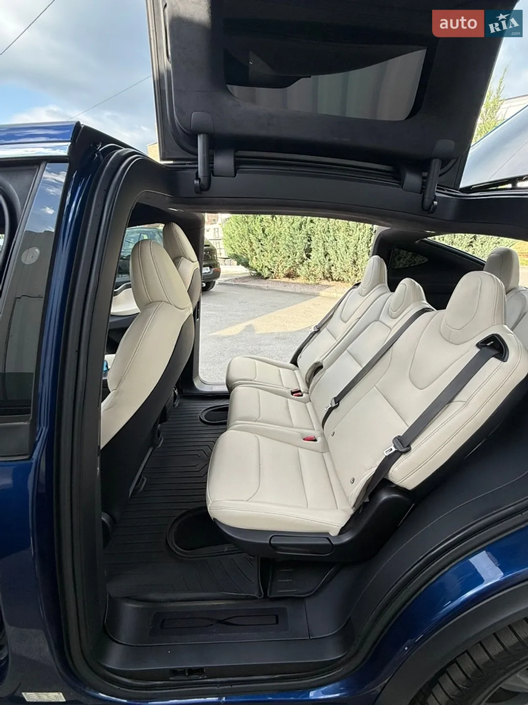 2020 Tesla Model X - мініатюра 12