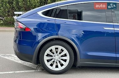Позашляховик / Кросовер Tesla Model X 2018 в Києві