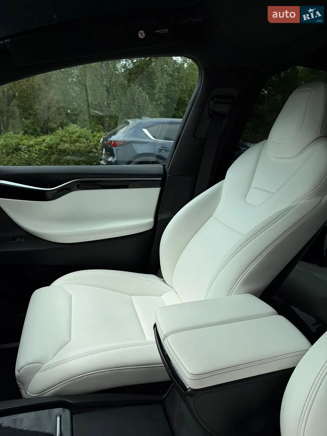 2017 Tesla Model X - мініатюра 10