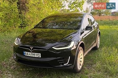 Позашляховик / Кросовер Tesla Model X 2018 в Броварах фото 3 Позашляховик / Кросовер Tesla Model X 2018 в Броварах