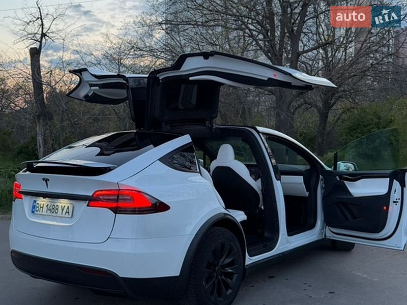 Позашляховик / Кросовер Tesla Model X 2020 в Одесі