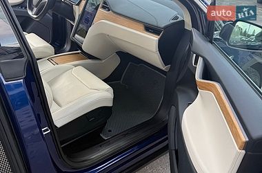 Внедорожник / Кроссовер Tesla Model X 2018 в Киеве