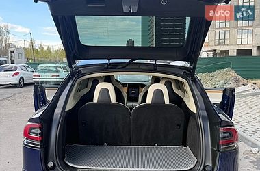 Внедорожник / Кроссовер Tesla Model X 2018 в Киеве