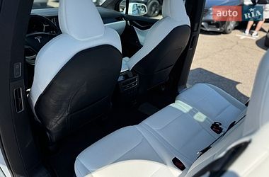 Позашляховик / Кросовер Tesla Model X 2020 в Києві