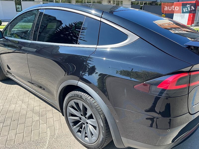 Внедорожник / Кроссовер Tesla Model X 2017 в Львове фото 4 Внедорожник / Кроссовер Tesla Model X 2017 в Львове