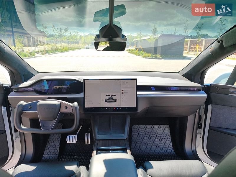 Внедорожник / Кроссовер Tesla Model X 2023 в Киеве
