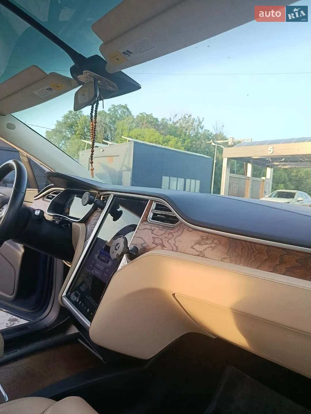 2017 Tesla Model X - мініатюра 27