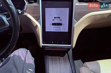 Внедорожник / Кроссовер Tesla Model X 2016 в Черновцах