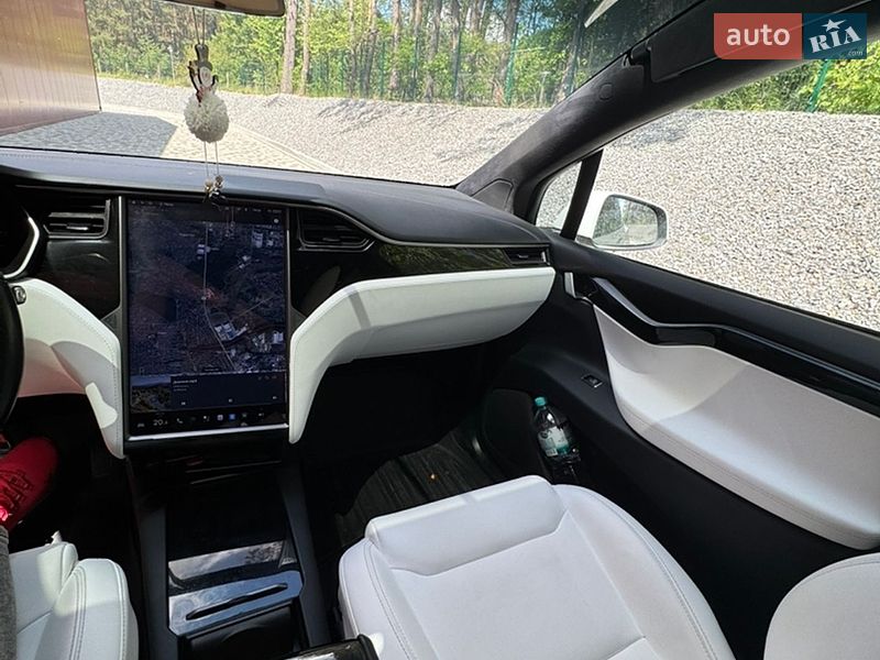 Внедорожник / Кроссовер Tesla Model X 2019 в Львове
