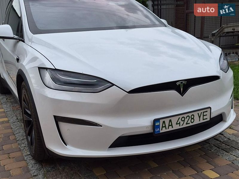 Внедорожник / Кроссовер Tesla Model X 2022 в Киеве