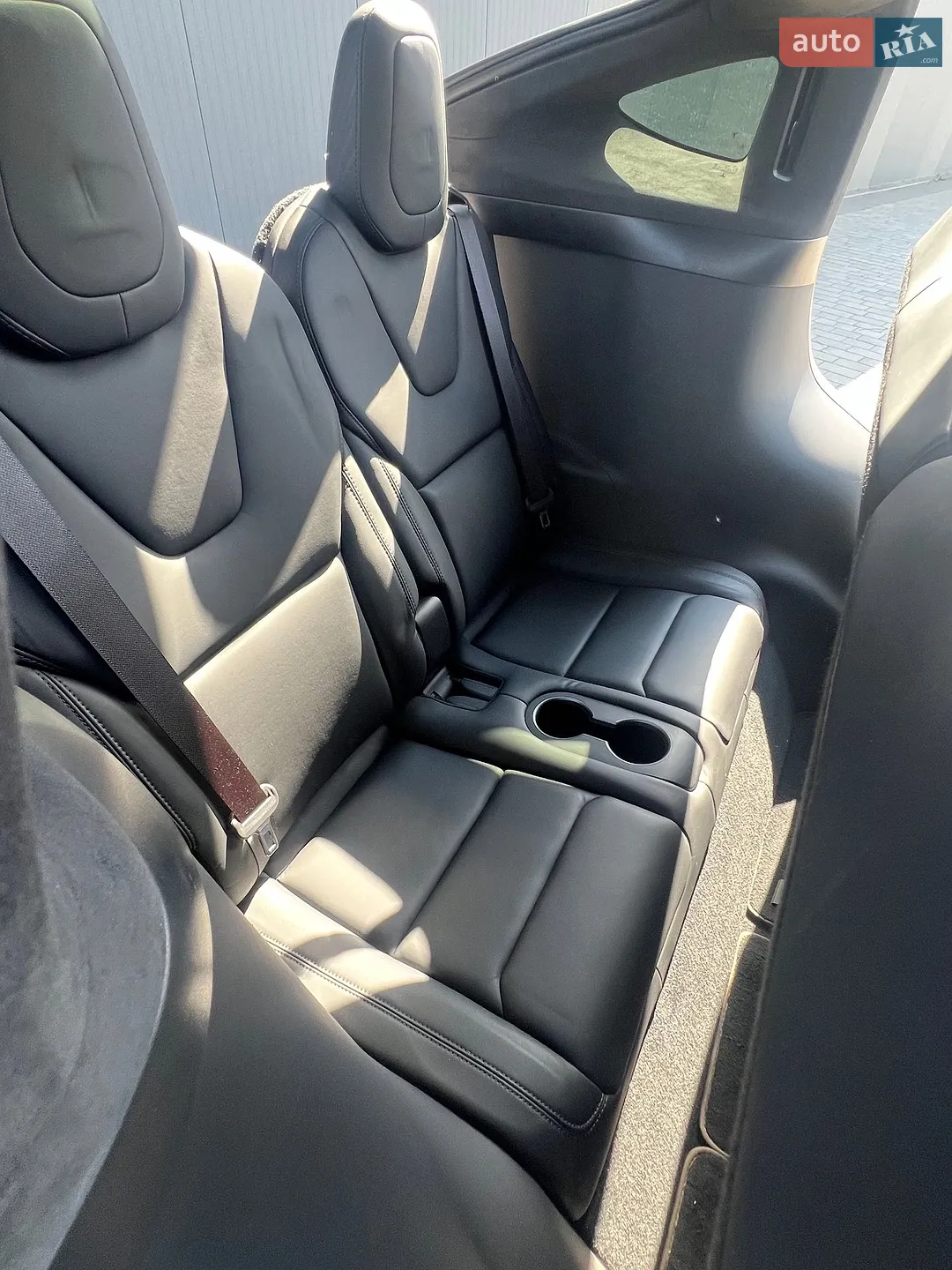 2020 Tesla Model X - мініатюра 24