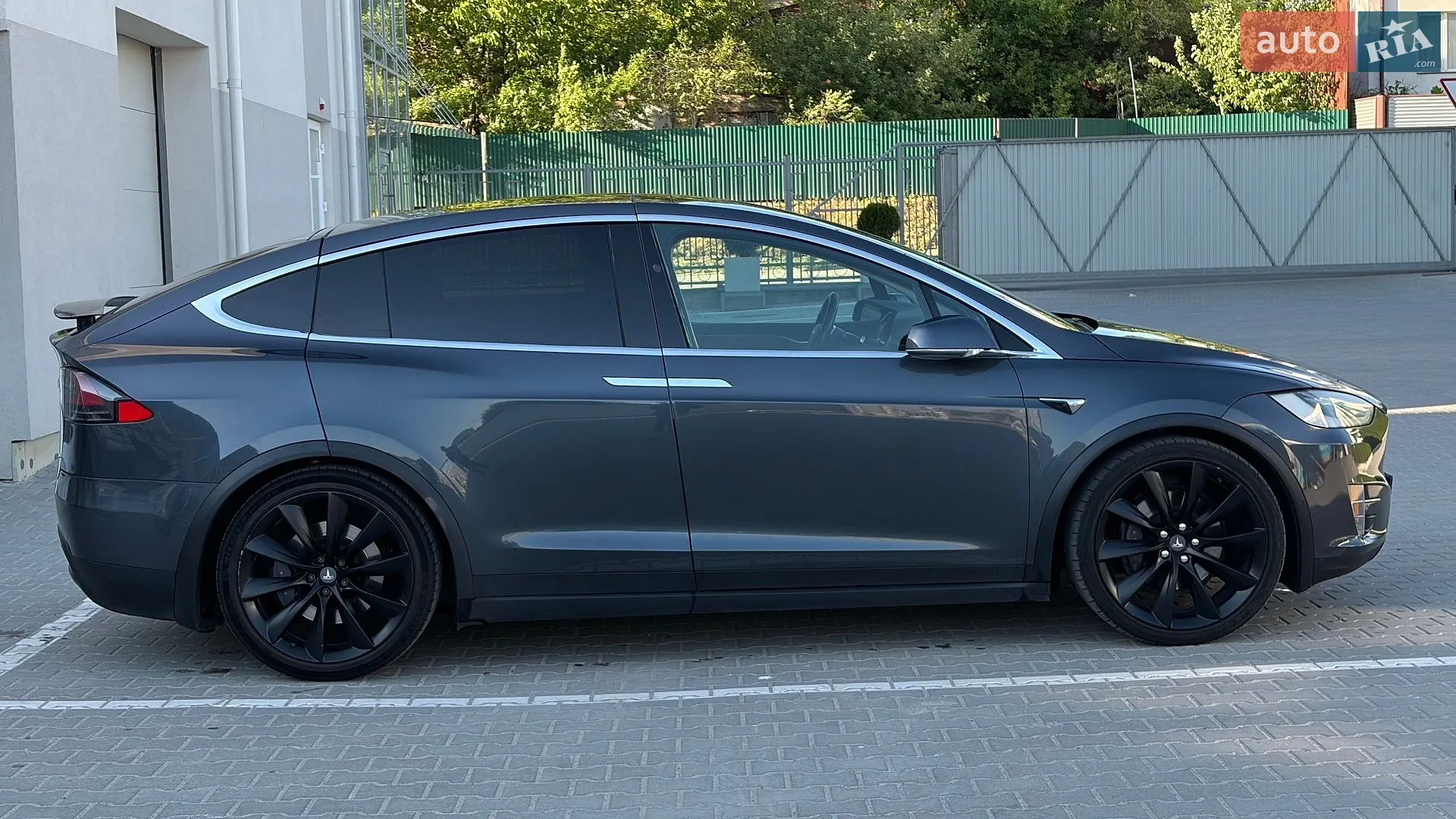 2017 Tesla Model X - мініатюра 3