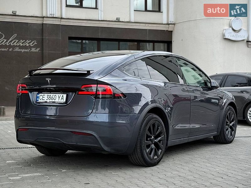 Позашляховик / Кросовер Tesla Model X 2022 в Чернівцях
