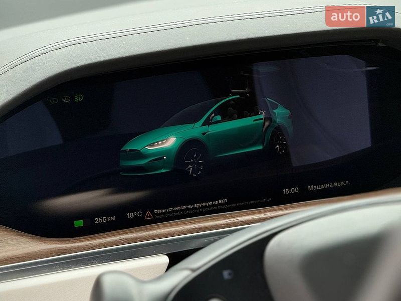 Позашляховик / Кросовер Tesla Model X 2022 в Чернівцях
