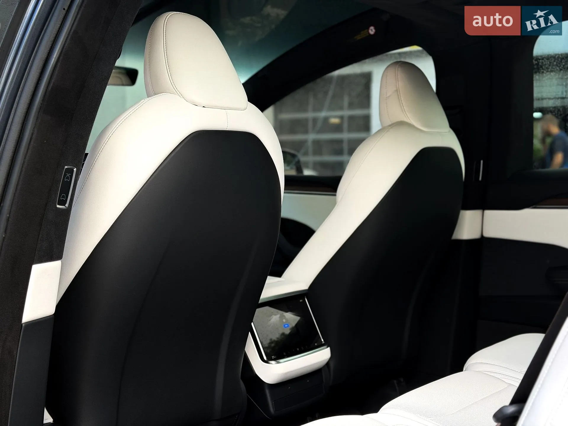 2023 Tesla Model X - мініатюра 17