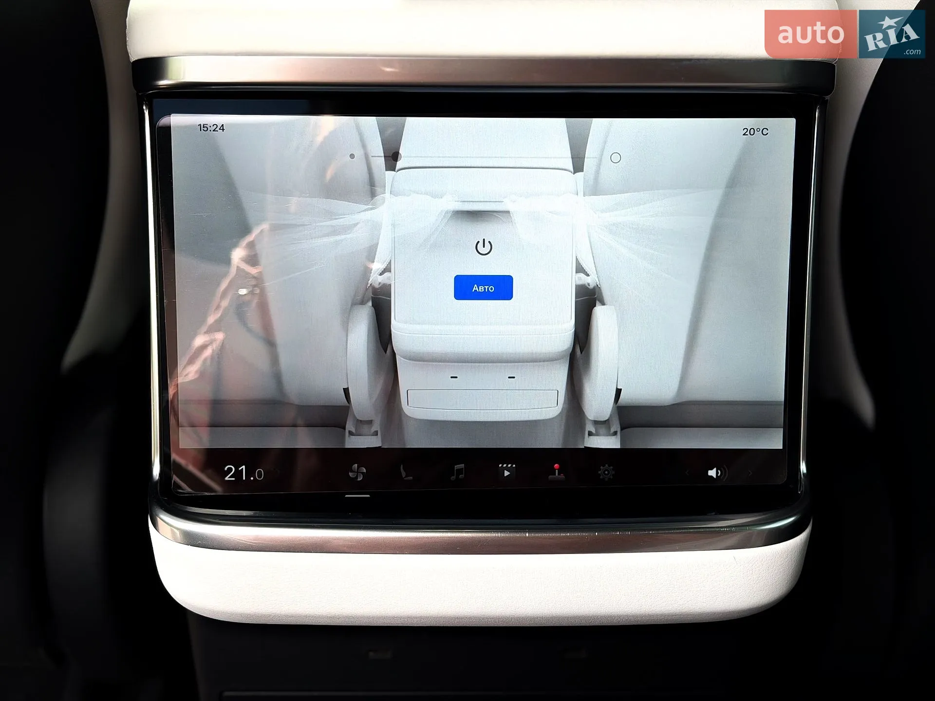 2023 Tesla Model X - мініатюра 18