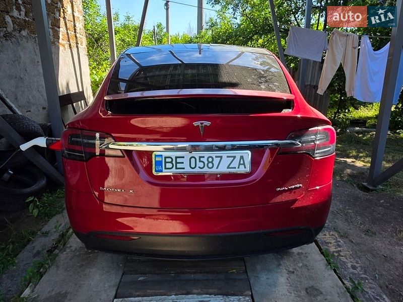 Позашляховик / Кросовер Tesla Model X 2020 в Миколаєві